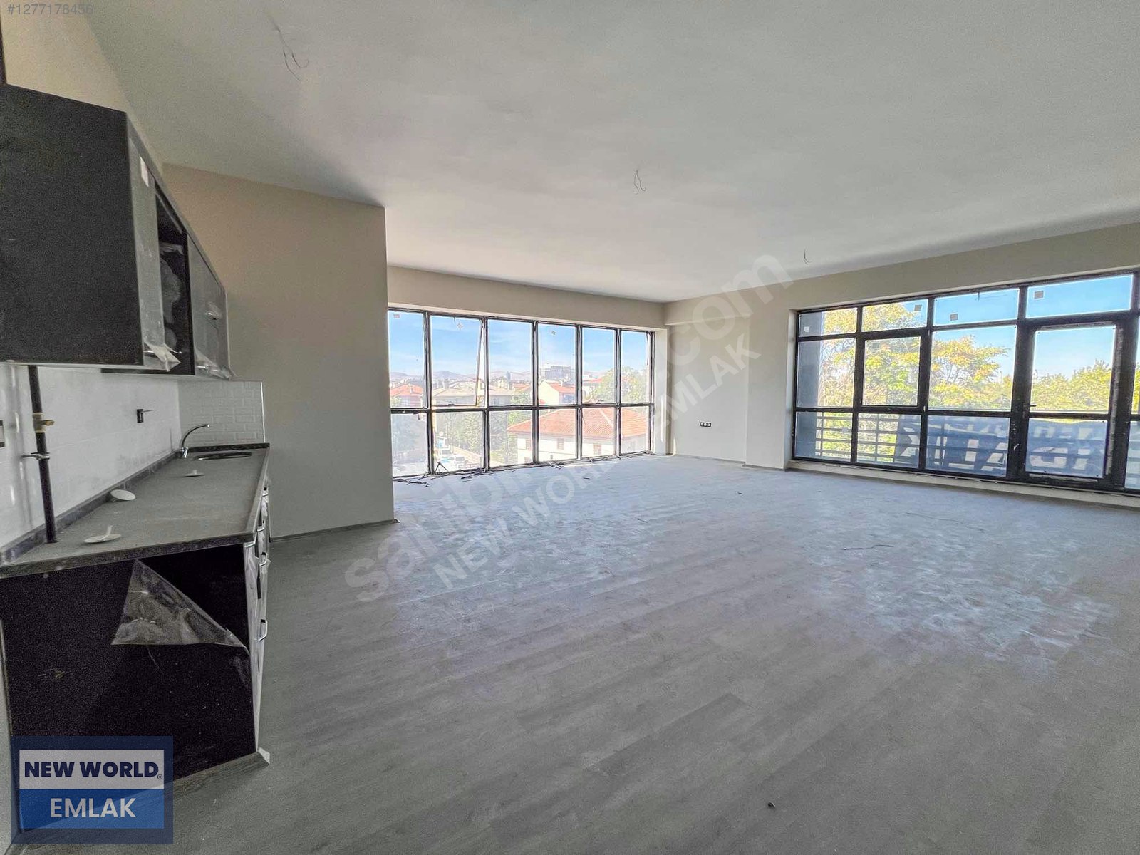 KARATAY'IN GÖZDESİ HEKTAR PLAZA'DA KAÇIRILMAYACAK FIRSAT OFİSİ!