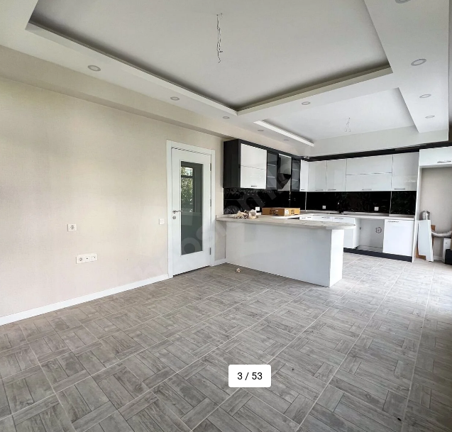 Meram Lalebahçe'de, Geniş Bahçeli, Bodrumlu Sıfır 4+1 Lüks Villa